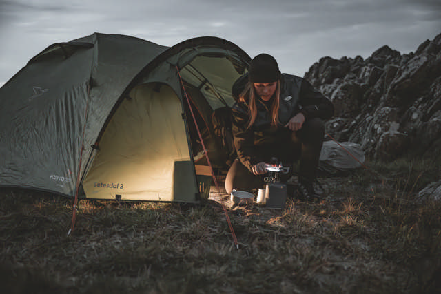 Compact and practical tents 